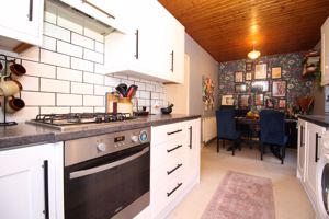 Kitchen/Diner- click for photo gallery